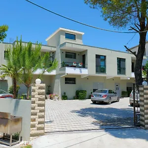 Vila Celaj Влёра